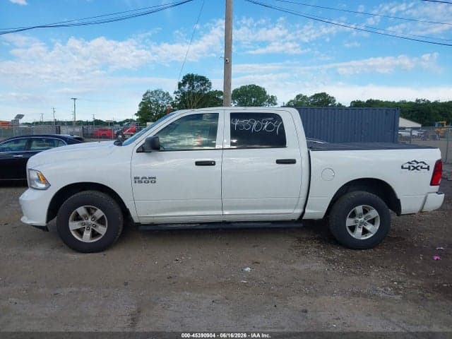 2017 RAM 1500 EXPRESS 4X4 5'7 BOX 14