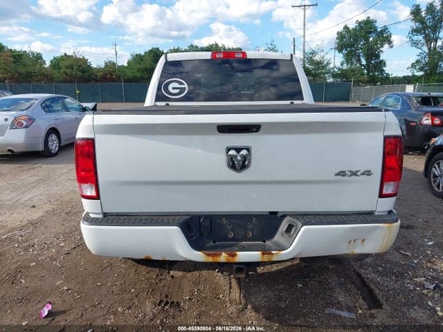 2017 RAM 1500 EXPRESS 4X4 5'7 BOX 16