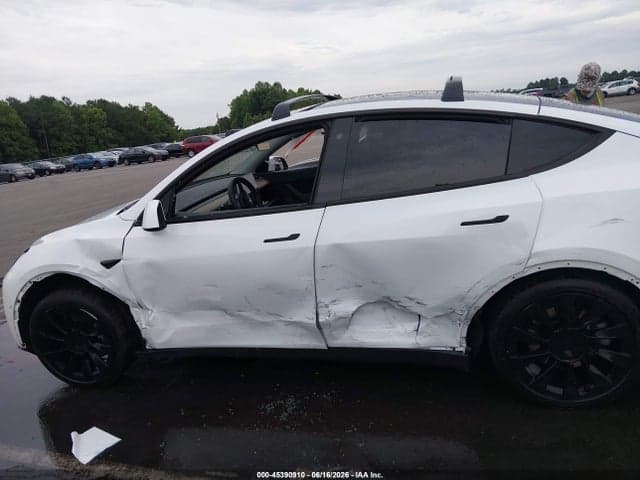 2020 TESLA MODEL Y LONG RANGE DUAL MOTOR ALL-WHEEL DRIVE 14