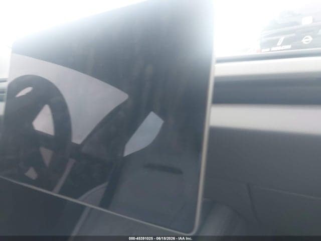 2026 TESLA MODEL 3 PERFORMANCE ALL-WHEEL DRIVE 17