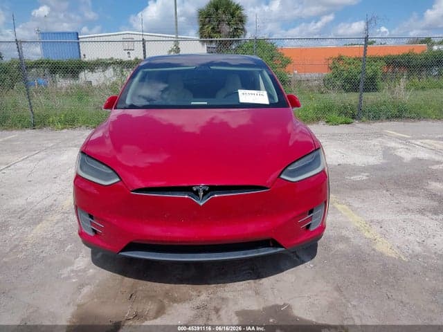 2017 TESLA MODEL X 12