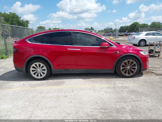 2017 TESLA MODEL X 13