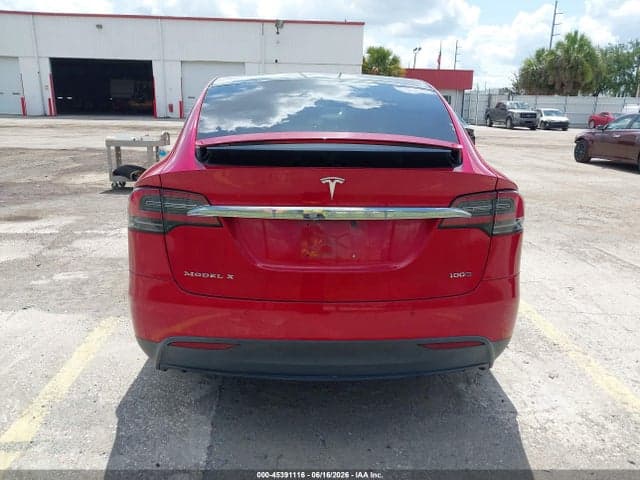 2017 TESLA MODEL X 16