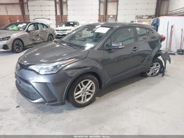2020 TOYOTA C-HR LE 2
