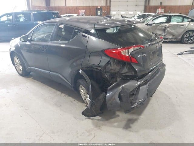 2020 TOYOTA C-HR LE 3