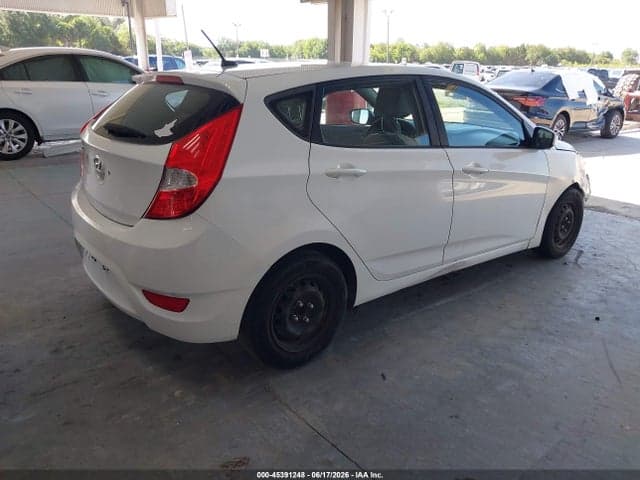2017 HYUNDAI ACCENT SE 4