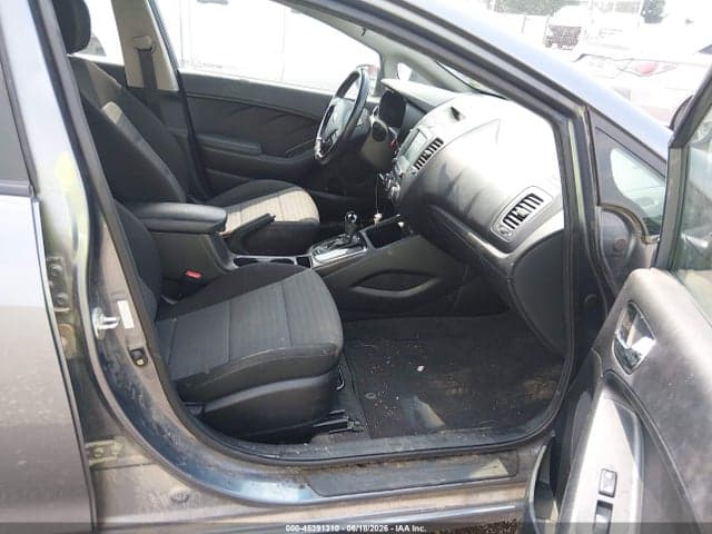 2018 KIA FORTE S 5