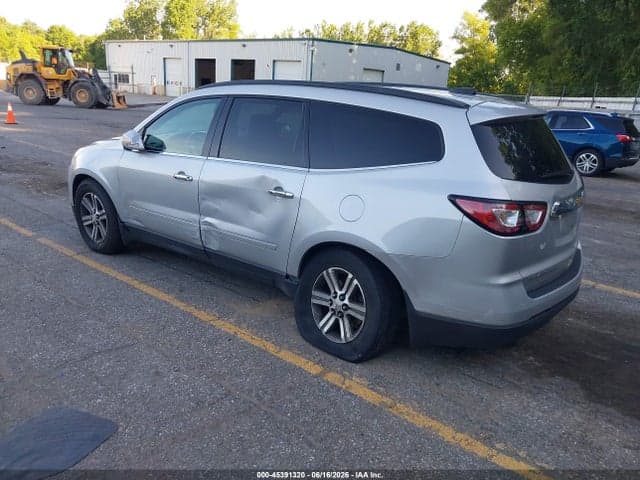 2017 CHEVROLET TRAVERSE LT 3