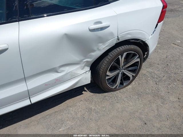 2025 VOLVO XC60 B5 6