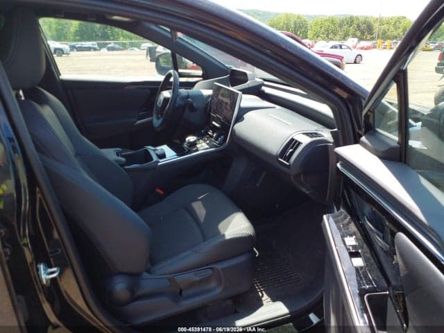 2024 TOYOTA BZ4X XLE 5