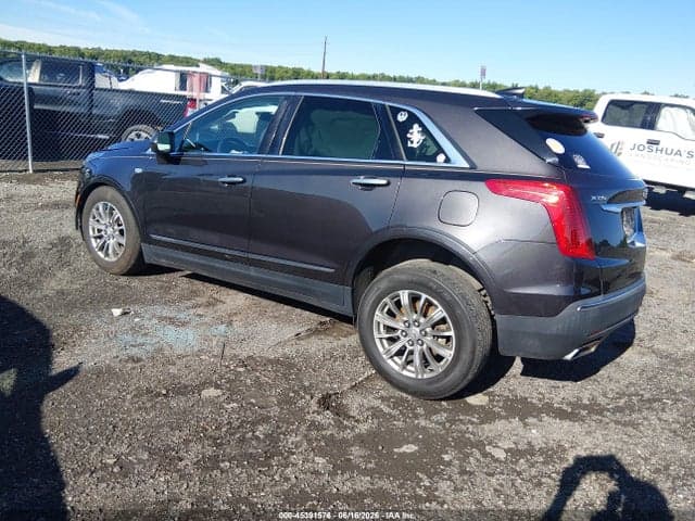 2017 CADILLAC XT5 LUXURY 3