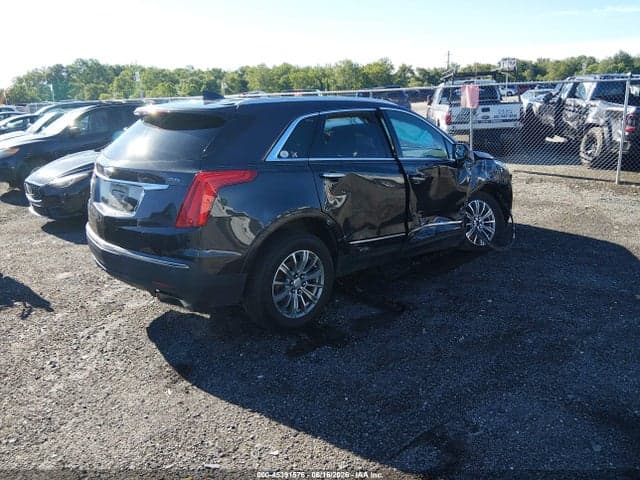 2017 CADILLAC XT5 LUXURY 4