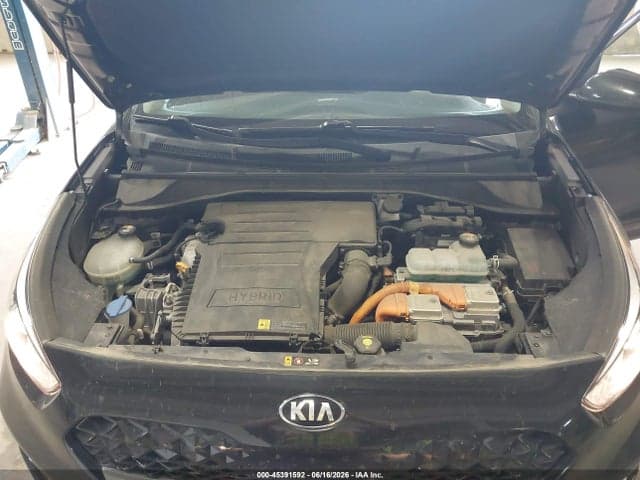 2020 KIA NIRO LX 10