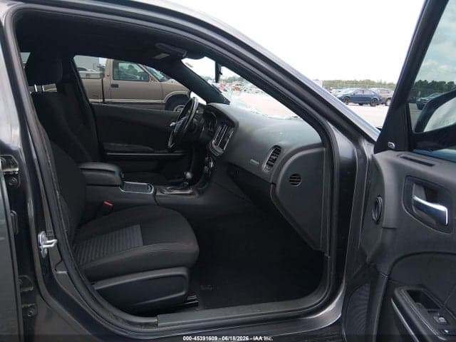 2023 DODGE CHARGER SXT 5