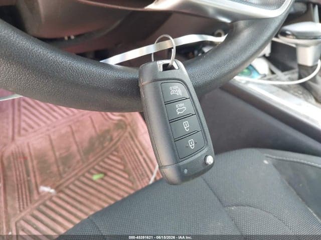 2025 HYUNDAI ELANTRA SE 11