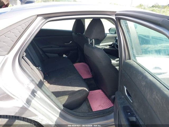 2025 HYUNDAI ELANTRA SE 8