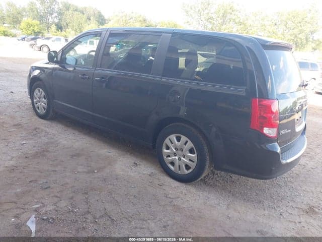 2018 DODGE GRAND CARAVAN SE 3