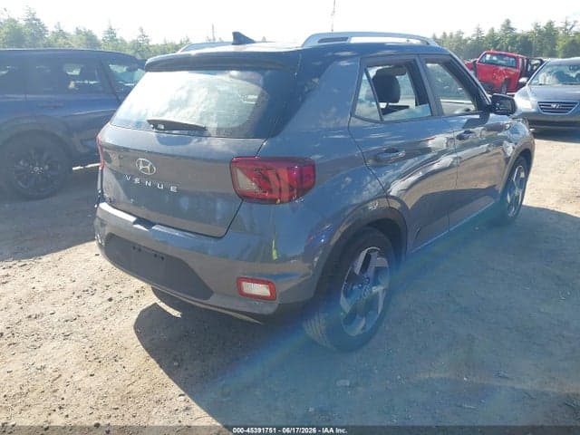 2022 HYUNDAI VENUE LIMITED 4