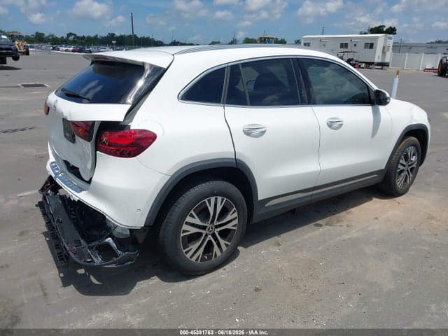 2025 MERCEDES-BENZ GLA 250 4MATIC 4