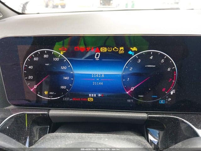 2025 MERCEDES-BENZ GLA 250 4MATIC 7