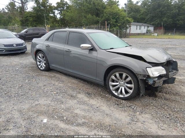 2019 CHRYSLER 300 TOURING 1