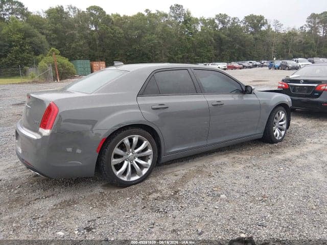 2019 CHRYSLER 300 TOURING 4