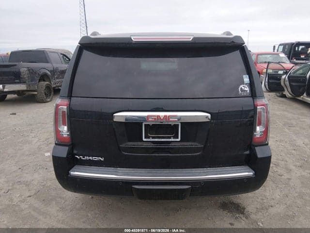 2016 GMC YUKON DENALI 17