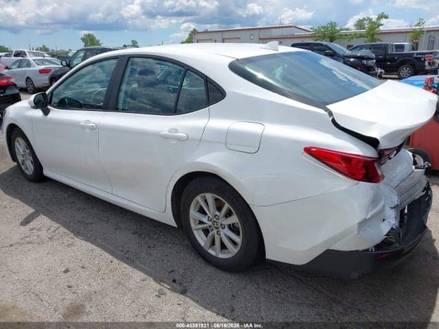 2025 TOYOTA CAMRY LE 3