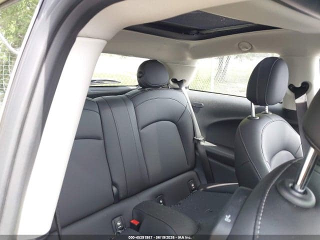 2021 MINI HARDTOP COOPER 8