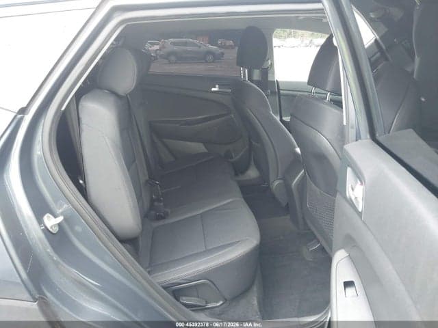 2020 HYUNDAI TUCSON VALUE 8