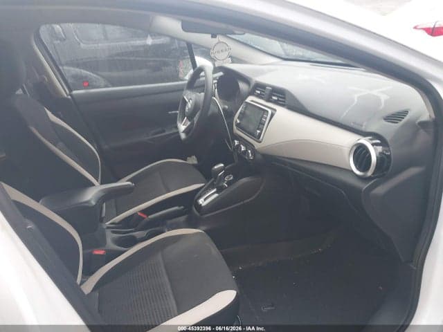 2021 NISSAN VERSA SV XTRONIC CVT 5
