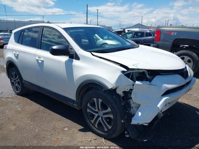 2018 TOYOTA RAV4 LE 1
