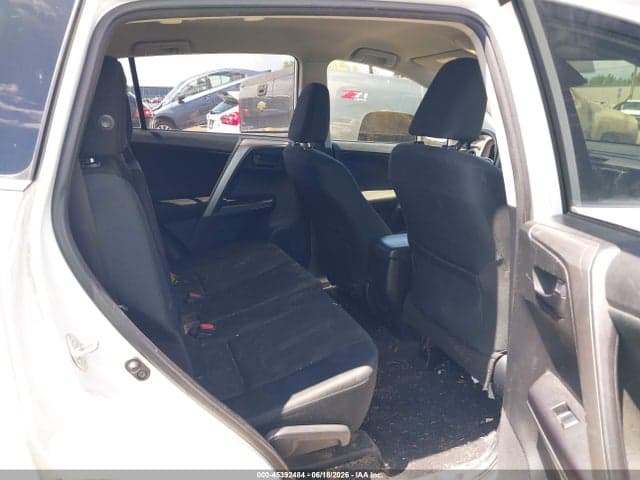 2018 TOYOTA RAV4 LE 8