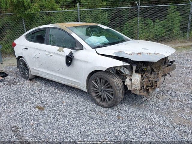2017 HYUNDAI ELANTRA SE 1