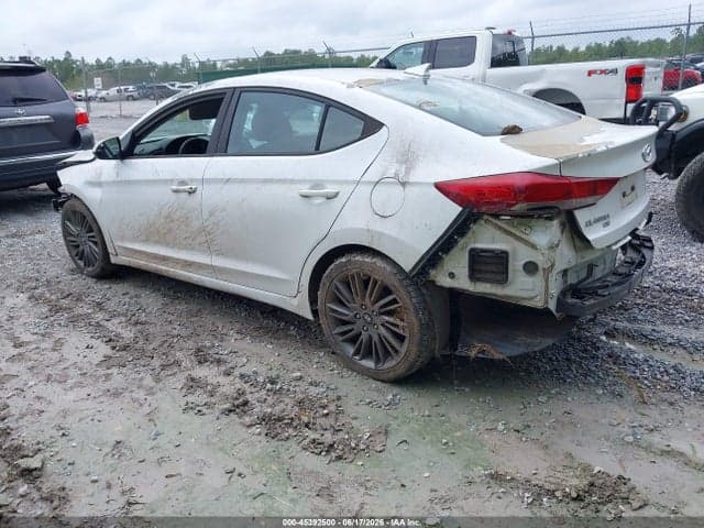 2017 HYUNDAI ELANTRA SE 3