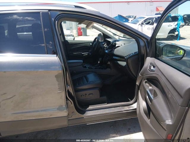 2017 FORD ESCAPE TITANIUM 5