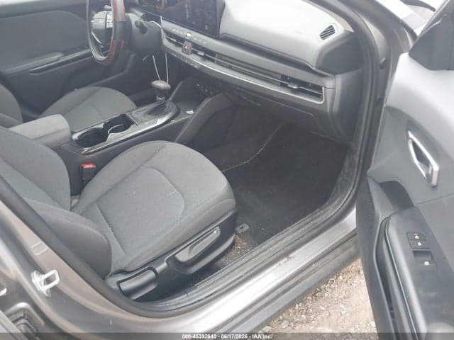 2025 KIA K4 LXS 5