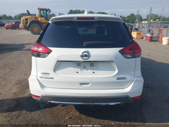 2019 NISSAN ROGUE S 17