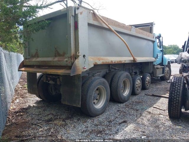 2017 FREIGHTLINER 114SD 4