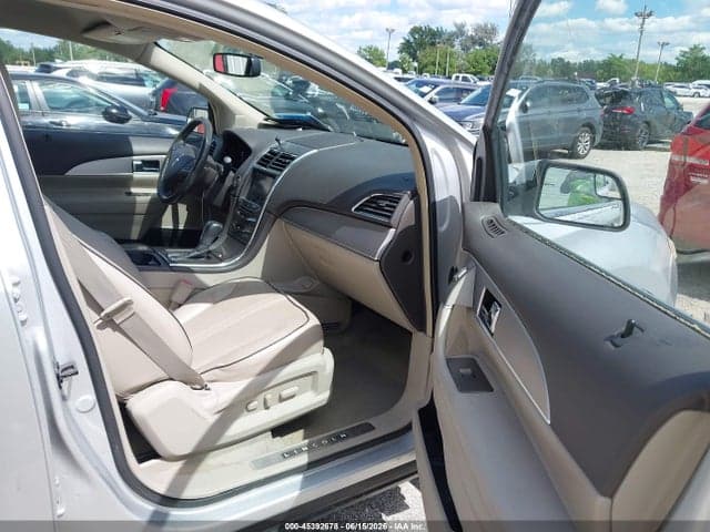 2011 LINCOLN MKX 5