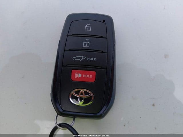 2026 TOYOTA RAV4 XLE PREMIUM 11