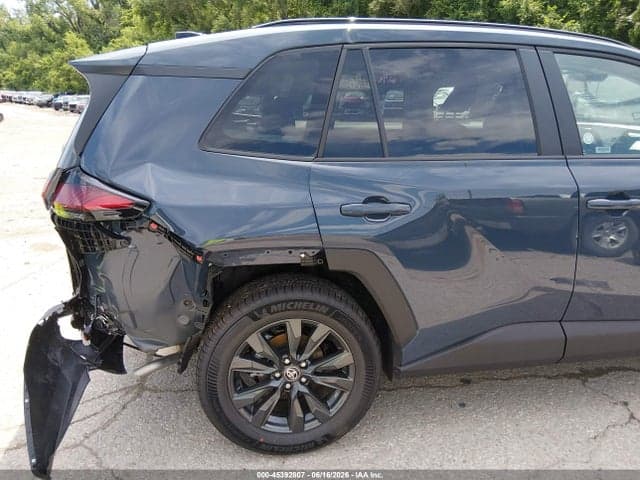 2026 TOYOTA RAV4 XLE PREMIUM 6