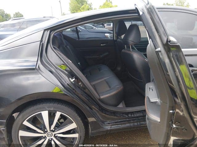 2019 NISSAN ALTIMA 2.5 SR 8