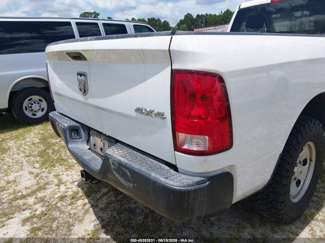 2020 RAM 1500 CLASSIC TRADESMAN 4X4 8' BOX 15