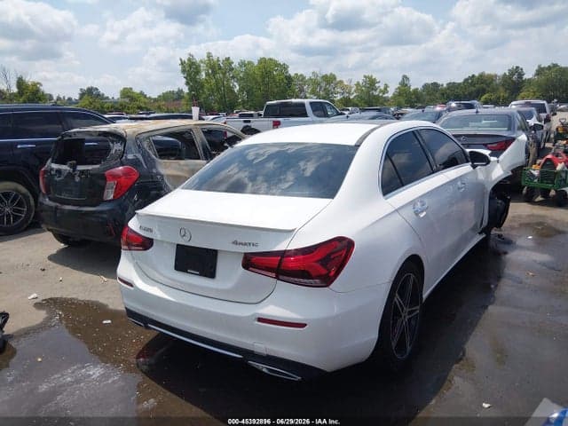 2019 MERCEDES-BENZ A 220 4MATIC 4