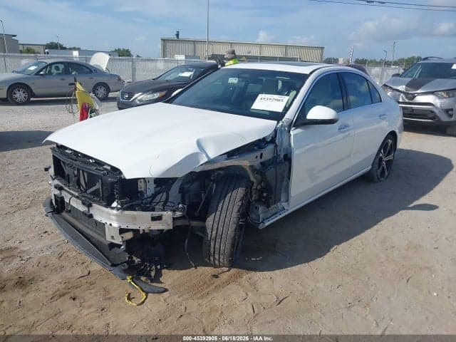 2024 MERCEDES-BENZ C 300 2
