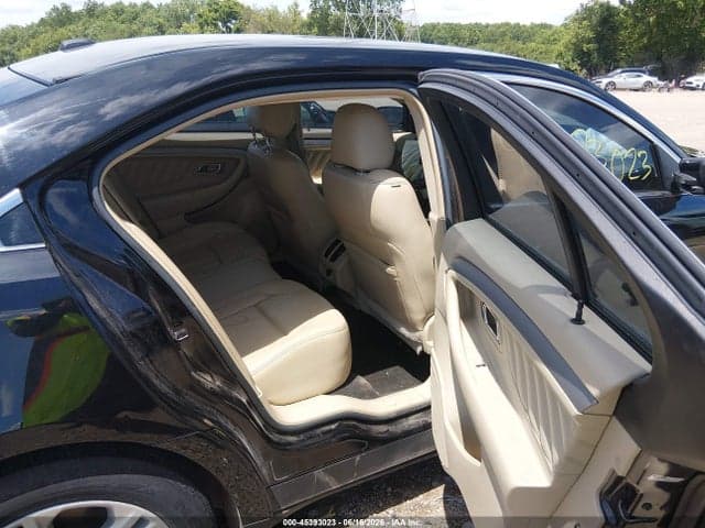 2017 FORD TAURUS SEL 8