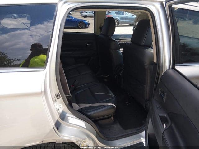 2019 MITSUBISHI OUTLANDER SEL 8