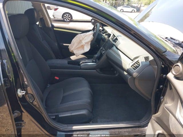 2018 HONDA CIVIC EX 5