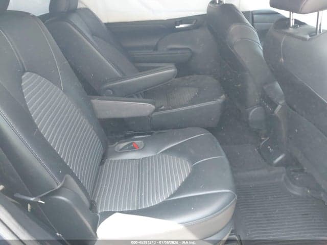 2021 TOYOTA HIGHLANDER XSE 8